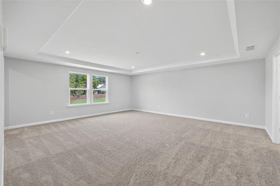Spacious, unfurnished interior of a new home in Hamilton Place, Cartersville (Image 14).