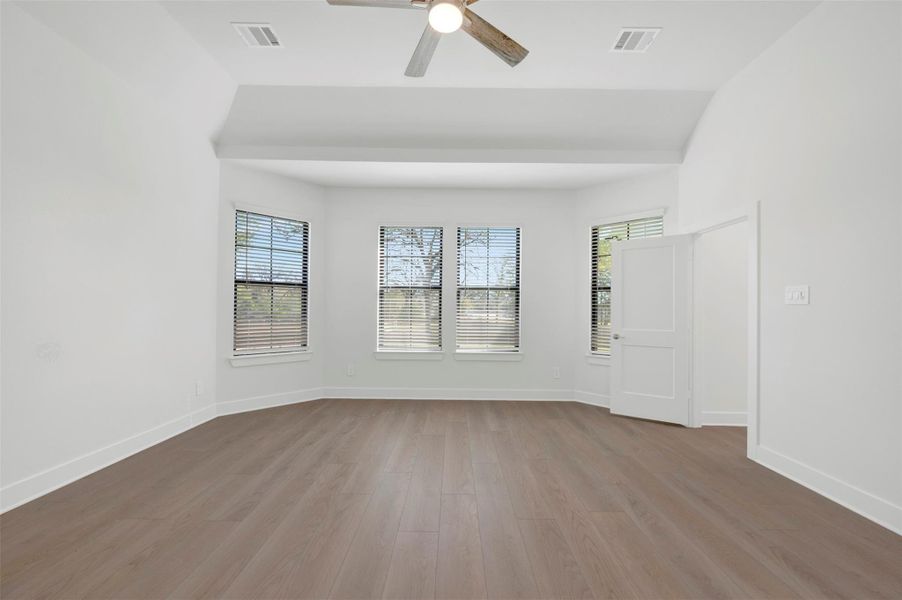 Spacious, unfurnished interior of a new home in The Oaks on 6th Street, Magnolia (Image 22).