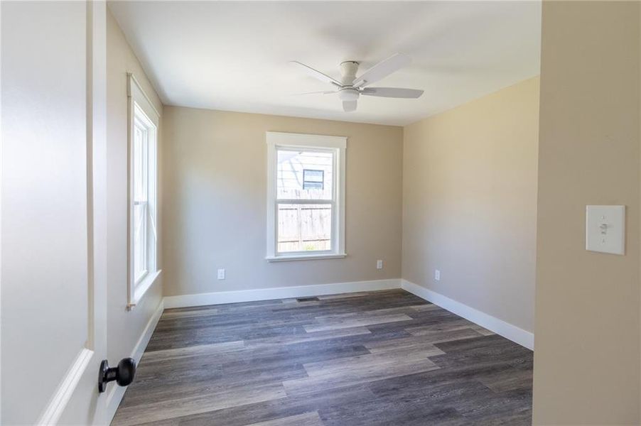 Spacious, unfurnished interior of a new home in , Summerville (Image 12).