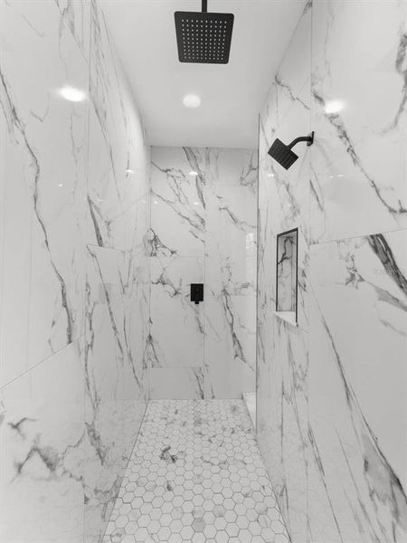 Close-up of interior finishes inside a home in , Tampa (Image 20). Close-up of interior finishes inside a home in , Tampa (Image 20).