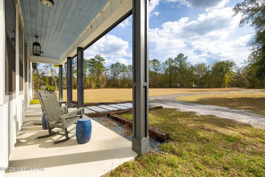 Exterior details and patio area of a home in , Jacksonville (Image 21). Exterior details and patio area of a home in , Jacksonville (Image 21).