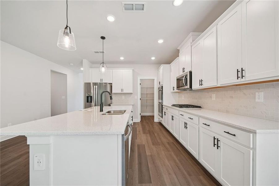 Furnished interior view inside a new home in Martin Springs - Estate Series, Lawrenceville (Image 12). Furnished interior view inside a new home in Martin Springs - Estate Series, Lawrenceville (Image 12).