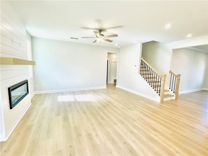 Spacious, unfurnished interior of a new home in Hopewell Reserve: Hopewell - 40' Value, Cumming (Image 24). Spacious, unfurnished interior of a new home in Hopewell Reserve: Hopewell - 40' Value, Cumming (Image 24).