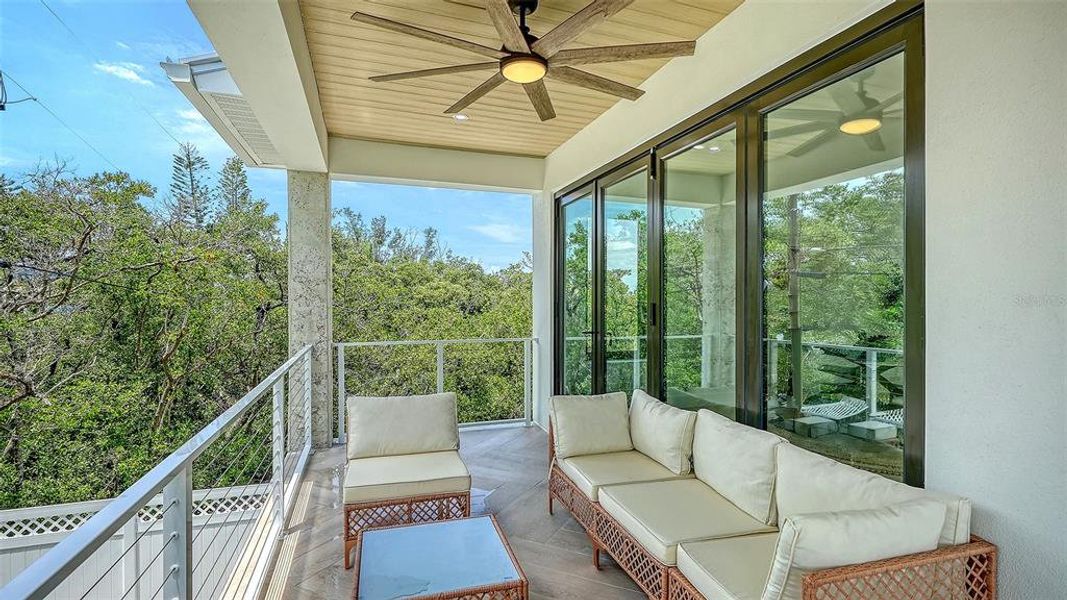 Exterior details and patio area of a home in , Holmes Beach (Image 4). Exterior details and patio area of a home in , Holmes Beach (Image 4).