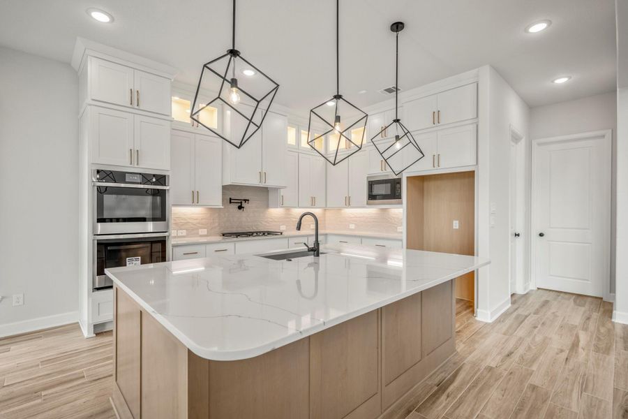 Furnished interior view inside a new home in Sienna 70' Lots, Missouri City (Image 6). Furnished interior view inside a new home in Sienna 70' Lots, Missouri City (Image 6).