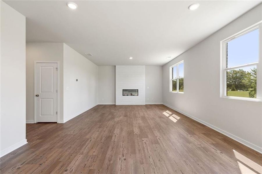 Spacious, unfurnished interior of a new home in Walker Grove, McDonough (Image 16). Spacious, unfurnished interior of a new home in Walker Grove, McDonough (Image 16).
