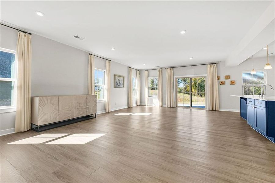 Spacious, unfurnished interior of a new home in Southern Hills, McDonough (Image 34).