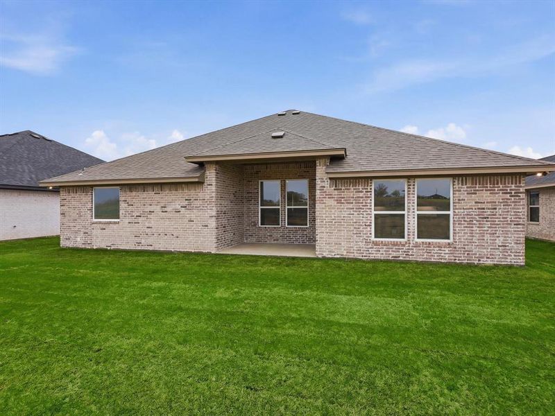Exterior details and patio area of a home in , Tolar (Image 21).