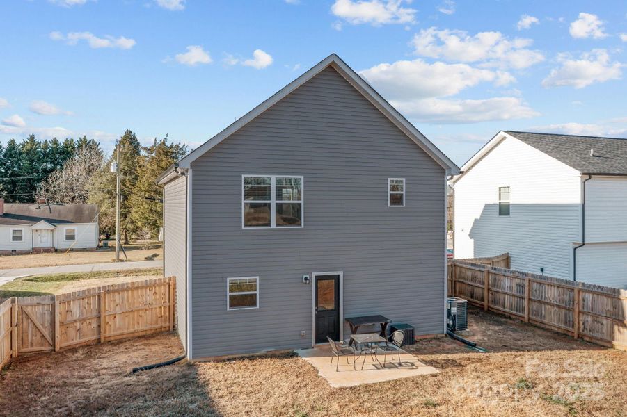 Exterior details and patio area of a home in , Conover (Image 22).