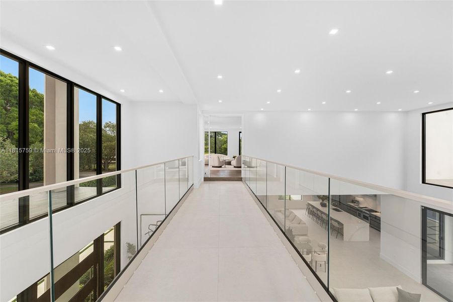 Furnished interior view inside a new home in , Pinecrest (Image 50).