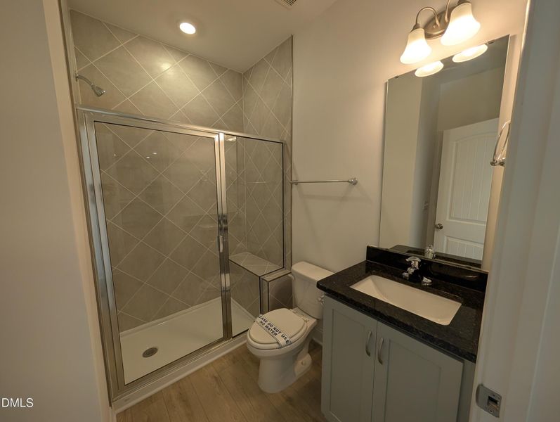 PXL_20251219_180742927