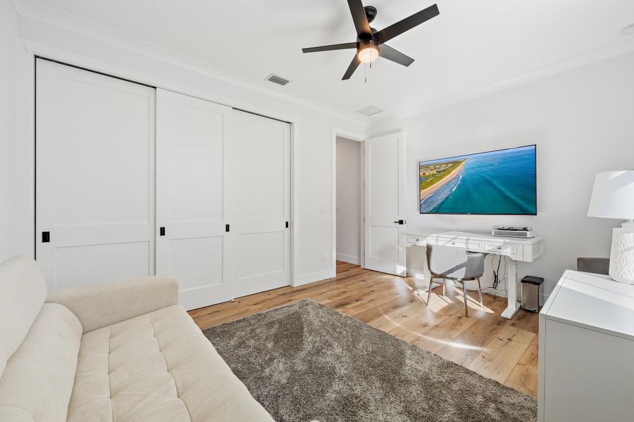 Guest Bedroom/Office