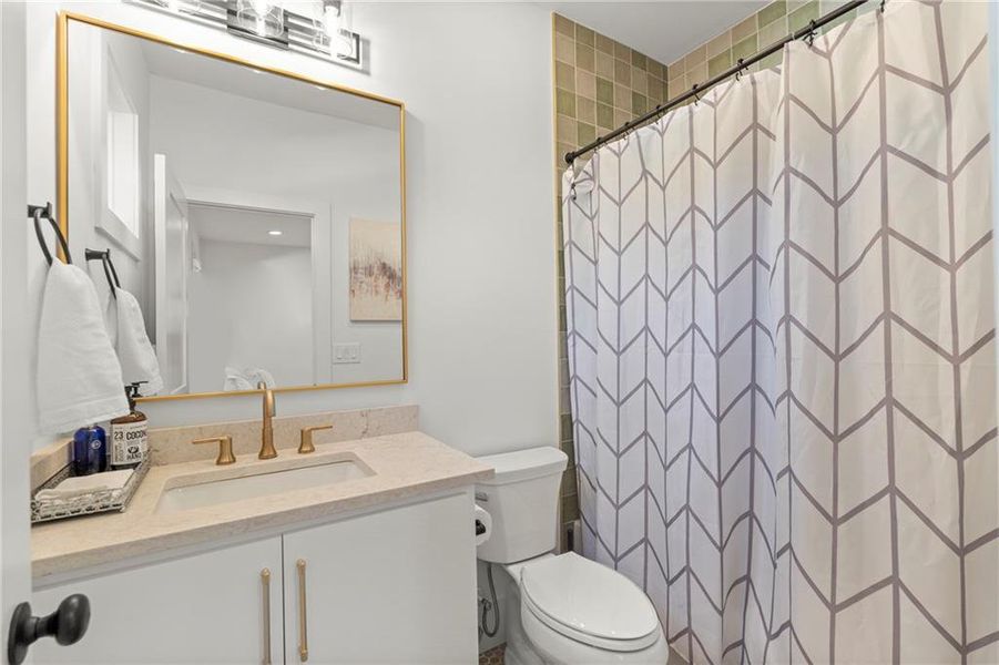 Image 46 of a home in .