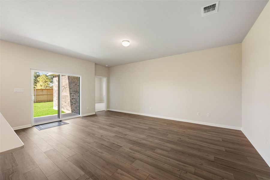 Representative images and renderings are for illustrative purposes. Actual structural options and design finishes of home may vary.
