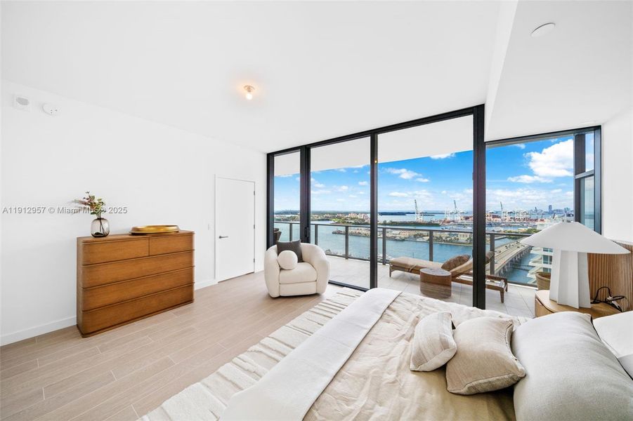 Furnished interior view inside a new home in Five Park, Miami Beach (Image 38). Furnished interior view inside a new home in Five Park, Miami Beach (Image 38).