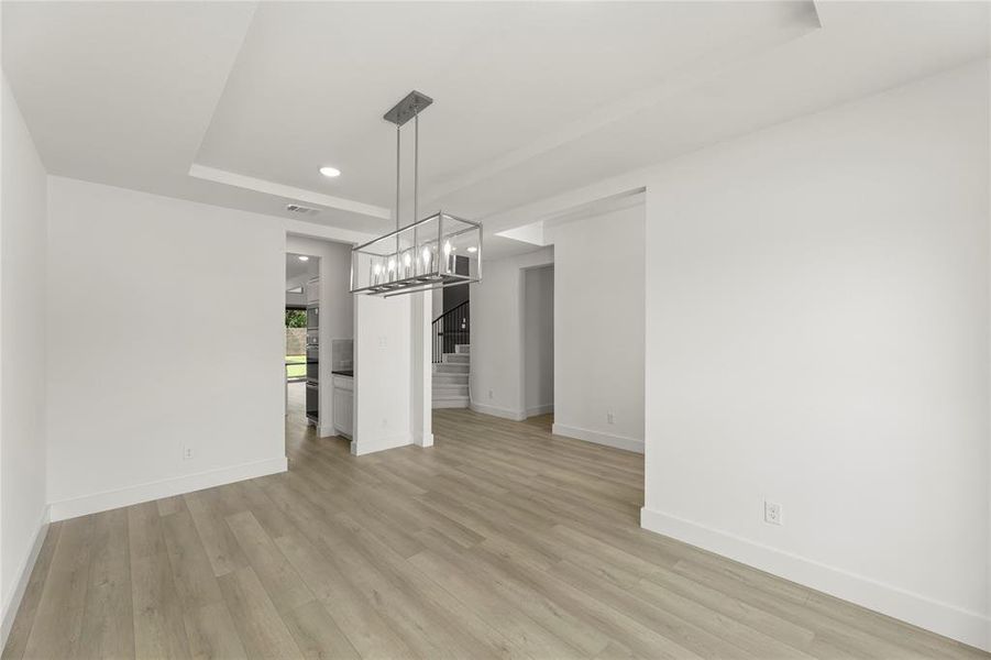 05. 4500 Brookfield - Dining (2)