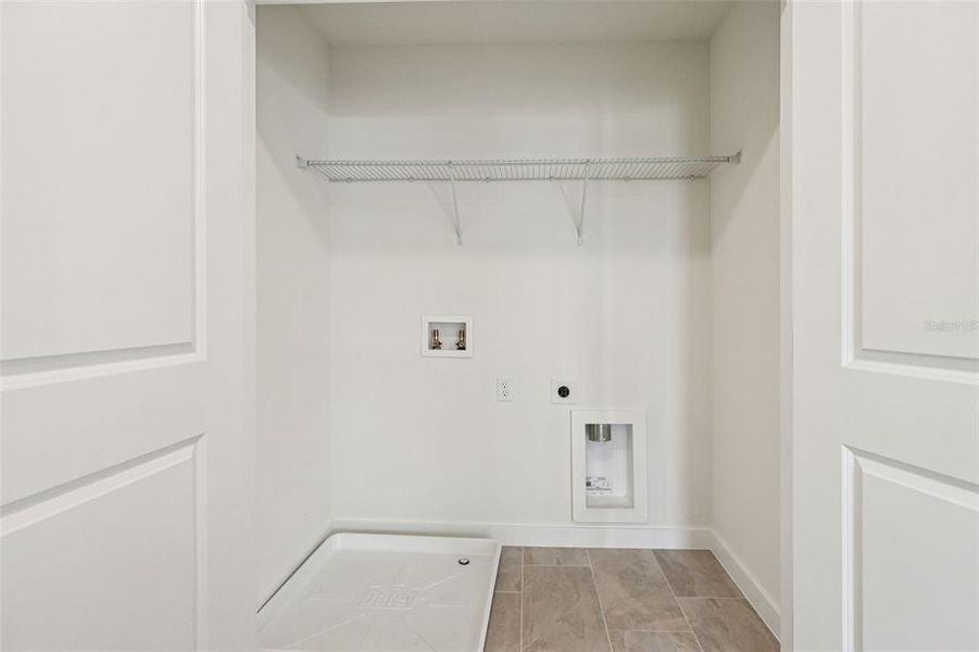 Spacious, unfurnished interior of a new home in Cyrene at Harmony, St. Cloud (Image 24).