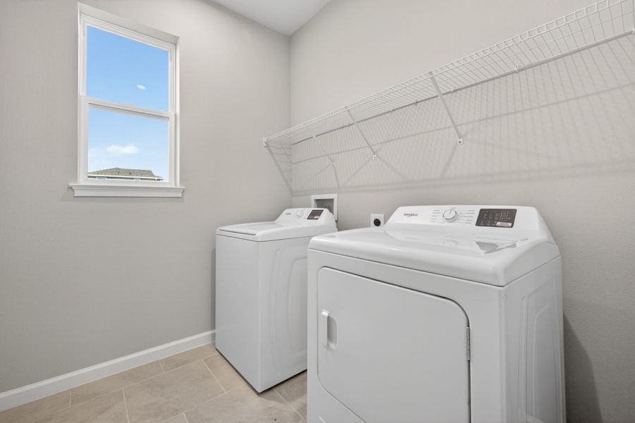 Close-up of interior finishes inside a home in Crosswind Ranch, Parrish (Image 6).