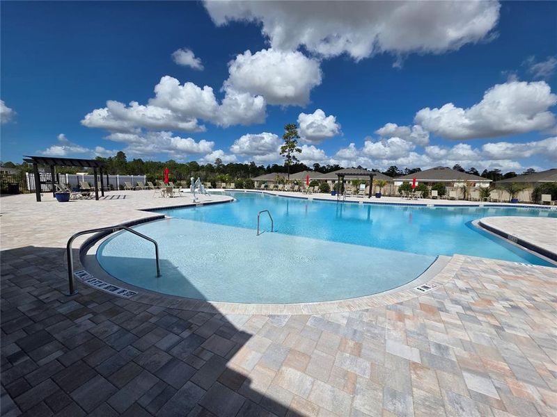 Community amenities in Waterford, Brooksville (Image 37).