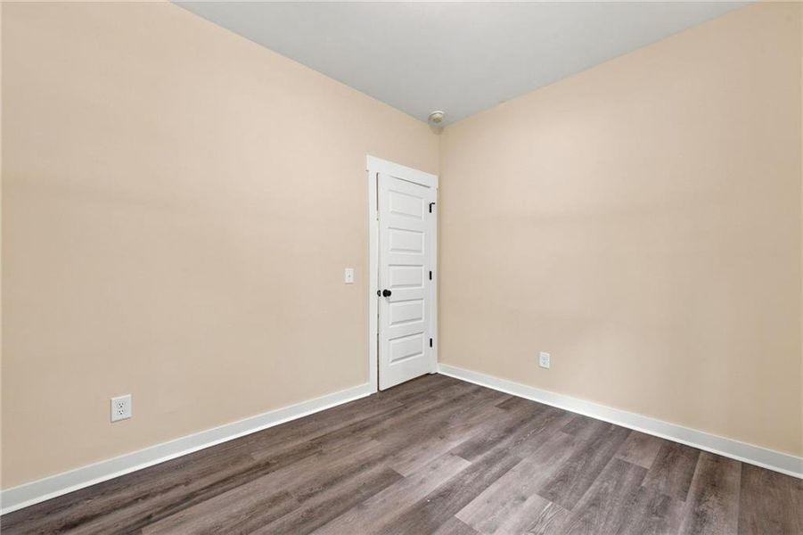 Spacious, unfurnished interior of a new home in , Rome (Image 27).