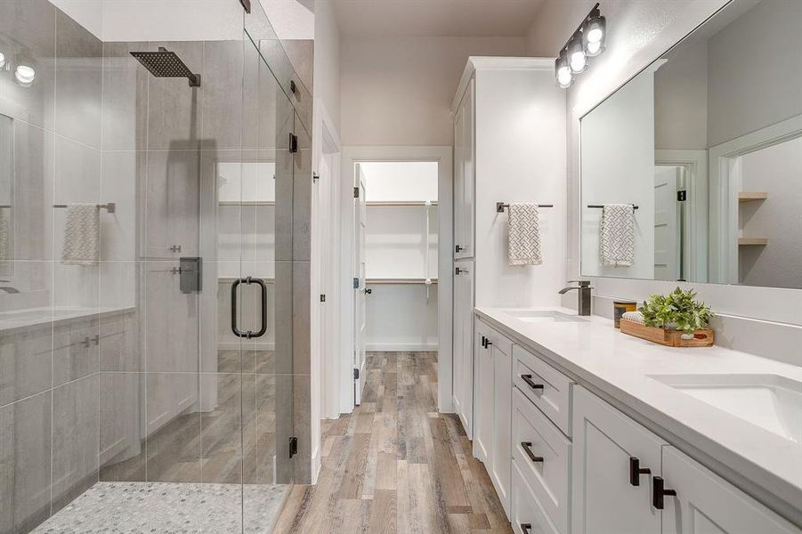 Furnished interior view inside a new home in , Granbury (Image 16). Furnished interior view inside a new home in , Granbury (Image 16).