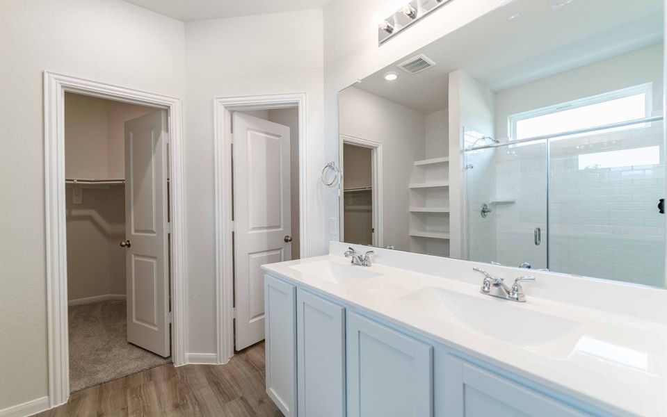 Furnished interior view inside a new home in Colony at Pinehurst, Pinehurst (Image 8).