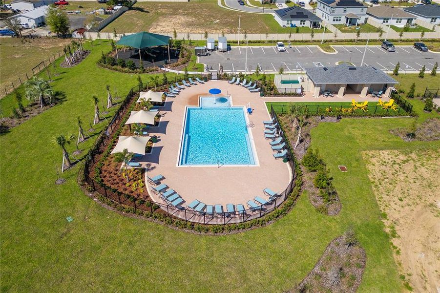 Community amenities in Lawson Dunes, Haines City (Image 27).