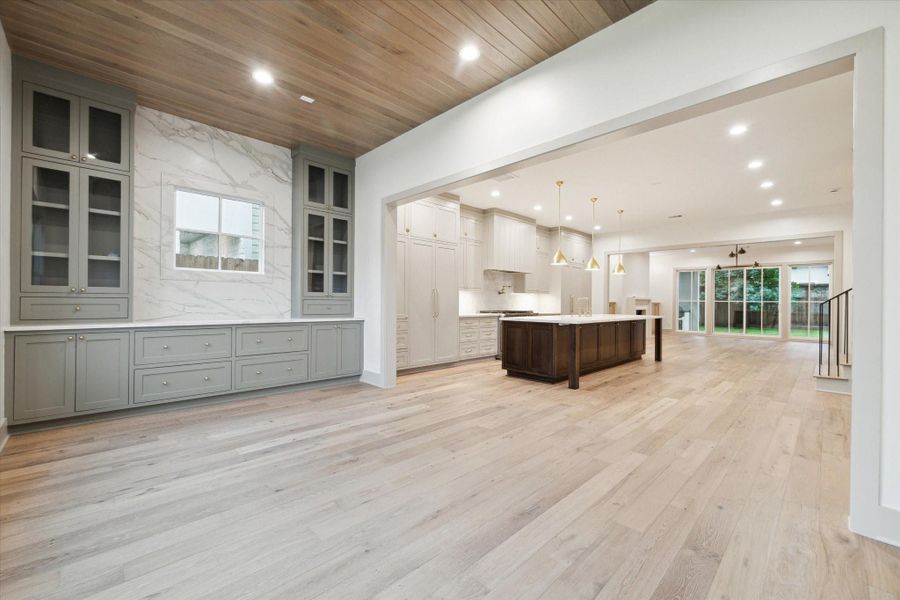 **Previous Builder Project** **Previous Builder Project**