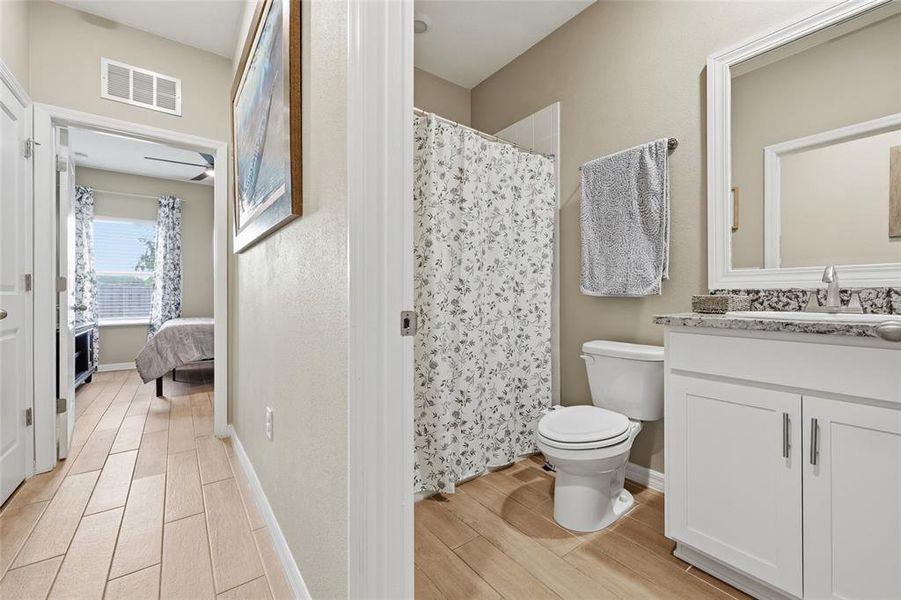 Furnished interior view inside a new home in , Newberry (Image 18).