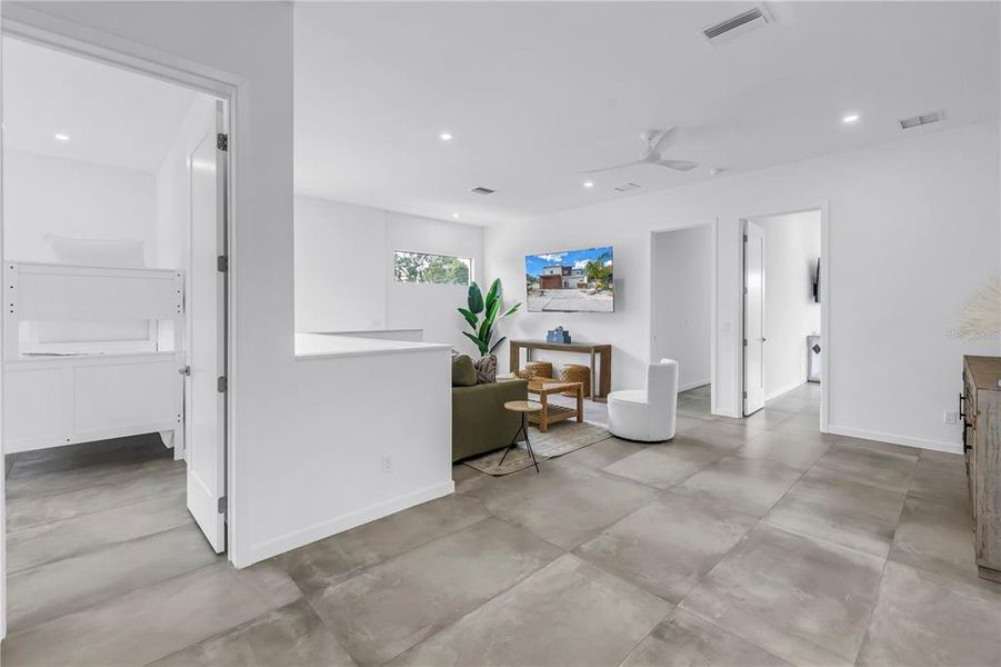 Furnished interior view inside a new home in , Sarasota (Image 39).