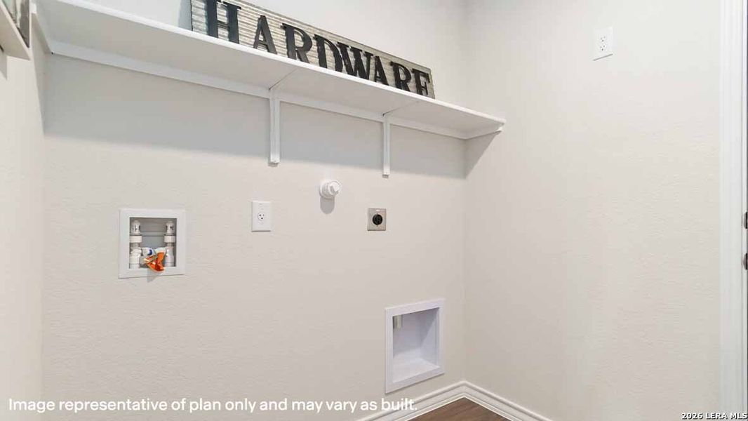 Spacious, unfurnished interior of a new home in , Boerne (Image 19).