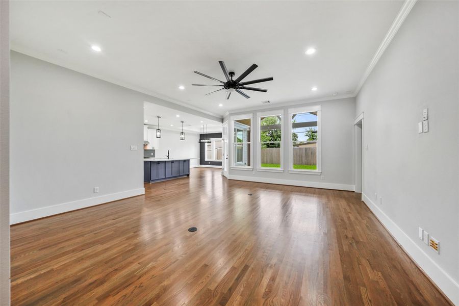 Spacious, unfurnished interior of a new home in , Houston (Image 21).