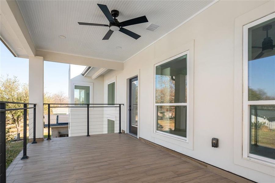 Exterior details and patio area of a home in , Dallas (Image 20).