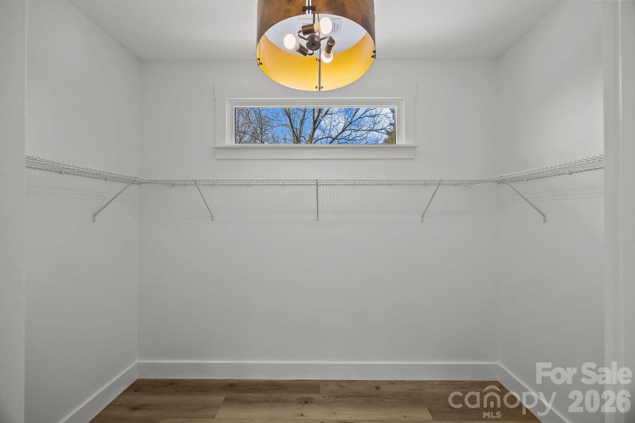 Spacious, unfurnished interior of a new home in , Salisbury (Image 32).