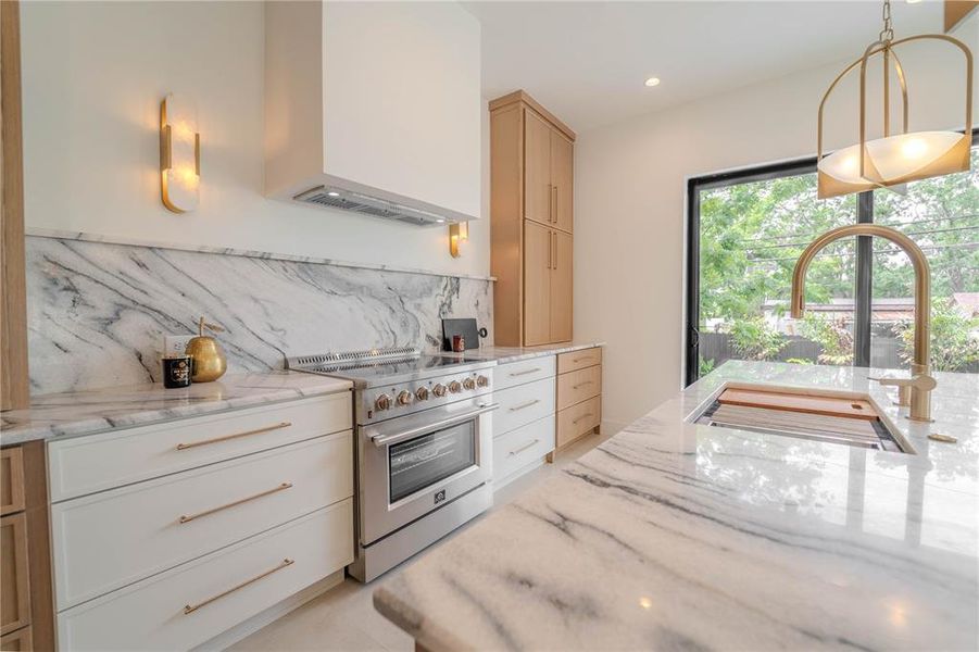 Furnished interior view inside a new home in , Tampa (Image 16).