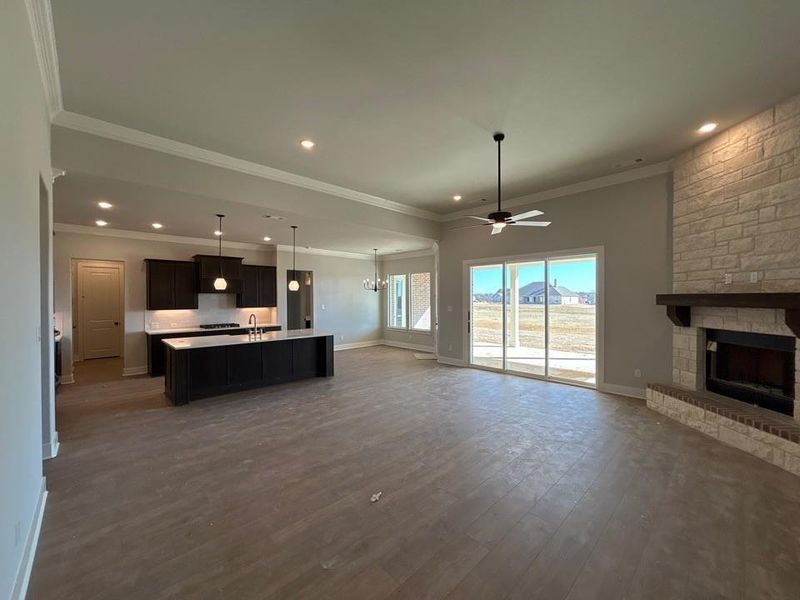 Spacious, unfurnished interior of a new home in Creekview Addition, Van Alstyne (Image 15).
