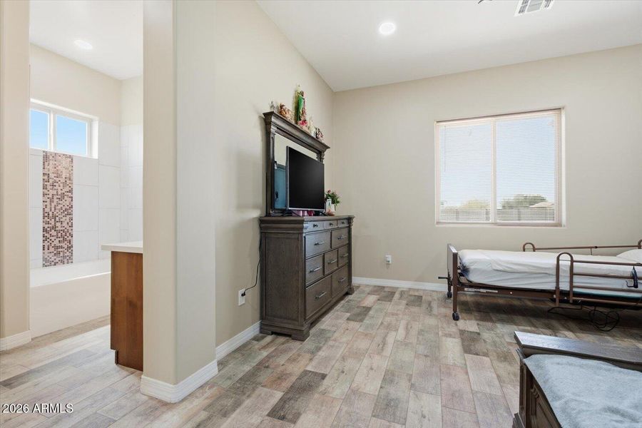 22-Master_1 22-Master_1