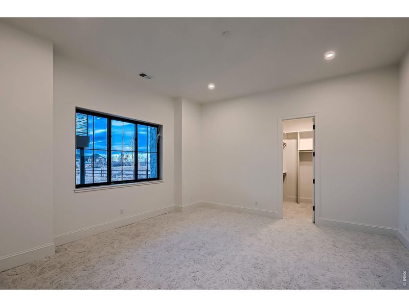 Spacious, unfurnished interior of a new home in , Greeley (Image 38).