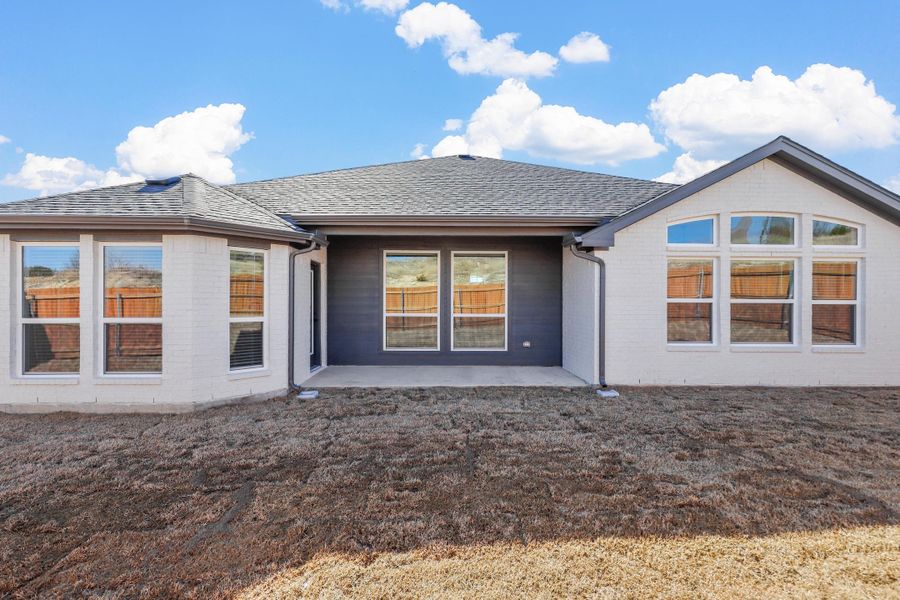 Representative exterior details of a home built from the Iverson I by Cheldan Homes in Pitcock Addition, Graham (Image 34).
