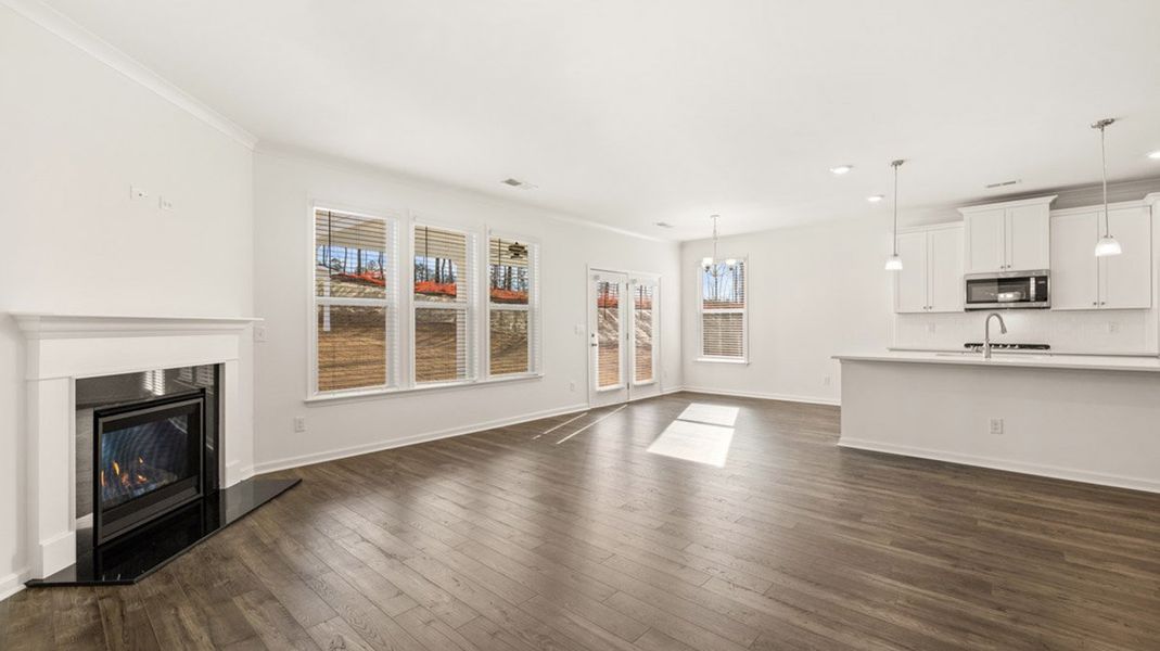 Spacious, unfurnished interior of a new home in Evergreen Crossing, Locust Grove (Image 20).