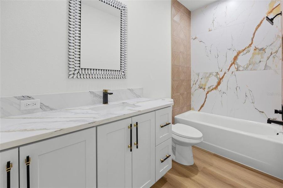 Furnished interior view inside a new home in , Dunnellon (Image 9).