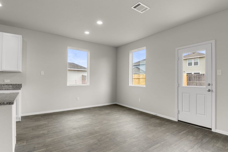 Representative unfurnished interior of a home built from the Azalea 2265 by Brohn Homes in Azalea, Pattison (Image 14). Representative unfurnished interior of a home built from the Azalea 2265 by Brohn Homes in Azalea, Pattison (Image 14).