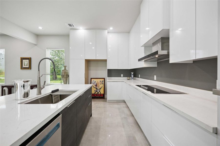 Furnished interior view inside a new home in , Houston (Image 11).