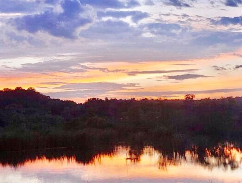 Huge sky for sunsets and starry nights Huge sky for sunsets and starry nights