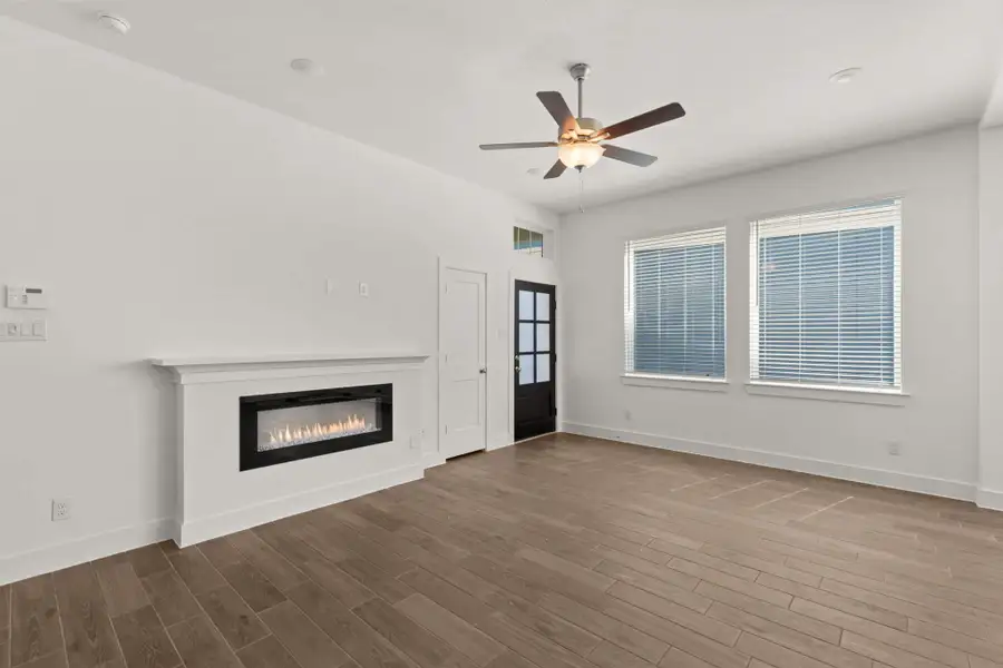 Spacious, unfurnished interior of a new home in Park Hill, Stafford (Image 38). Spacious, unfurnished interior of a new home in Park Hill, Stafford (Image 38).