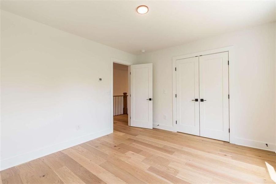 Spacious, unfurnished interior of a new home in , Gainesville (Image 32).