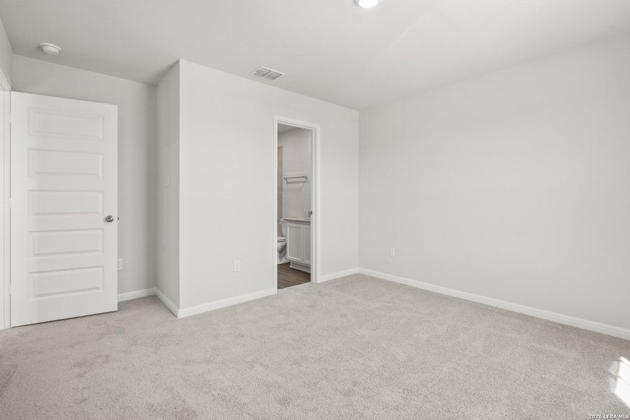 Spacious, unfurnished interior of a new home in Applewhite Meadows, San Antonio (Image 15). Spacious, unfurnished interior of a new home in Applewhite Meadows, San Antonio (Image 15).