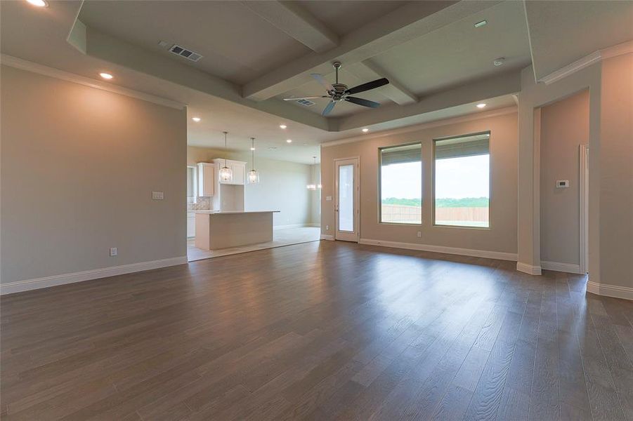 Spacious, unfurnished interior of a new home in , Venus (Image 14). Spacious, unfurnished interior of a new home in , Venus (Image 14).