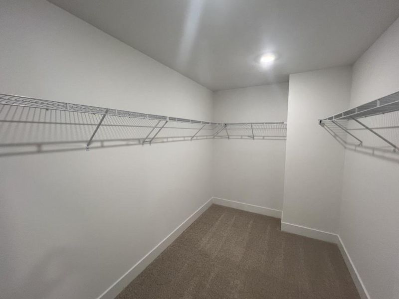 Spacious, unfurnished interior of a new home in Willow Creek, Watkinsville (Image 13).