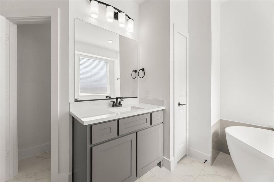 721 Hidden Lakes-Primary Suite-5